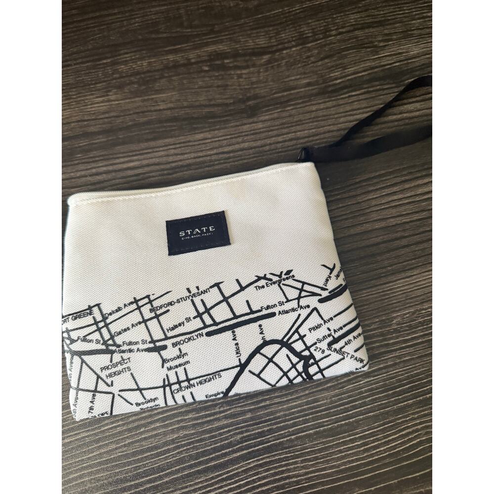 6/$25 STATE NYC Street Map Wristlet